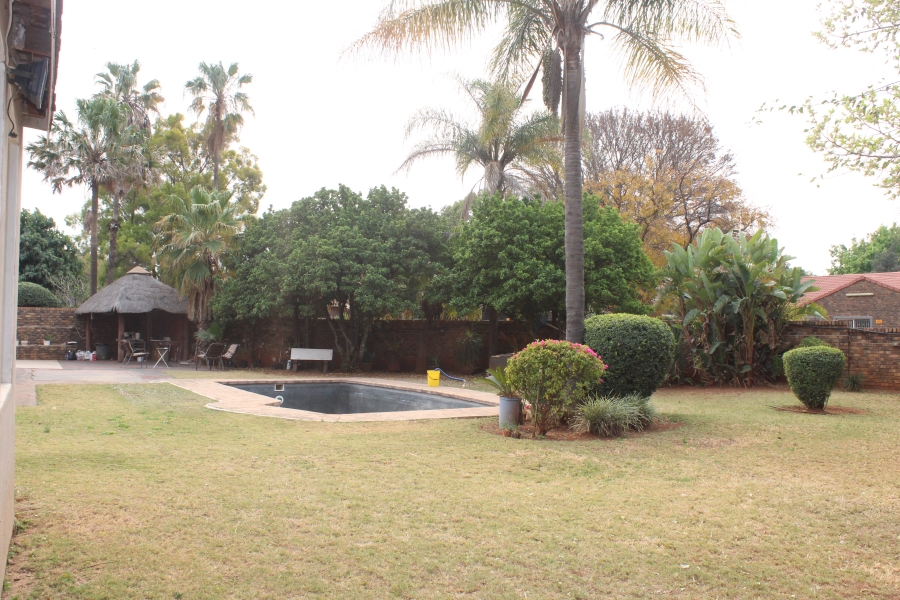 4 Bedroom Property for Sale in Mooinooi North West